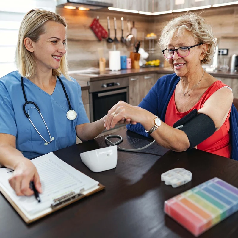 xtra use - elderly care 1 copia